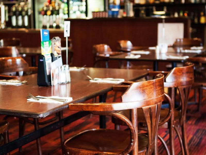 Upper Ross Hotel Townsville Extérieur photo